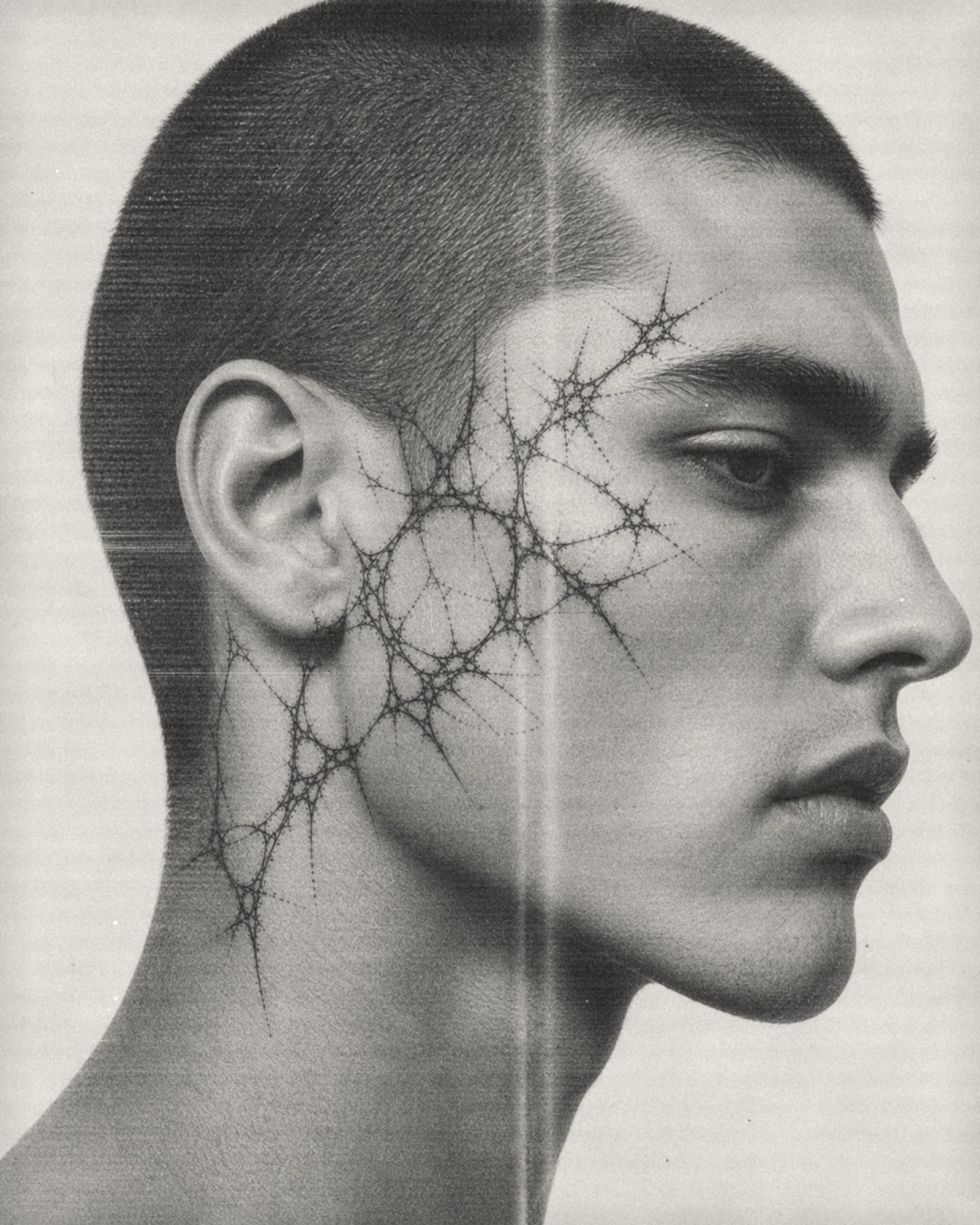 MT009 Web worn — Face — temple